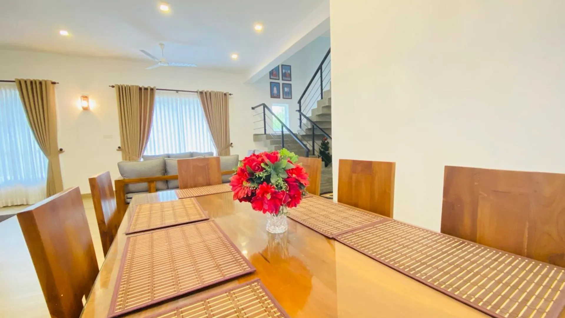 Srimadis Villa Near Airport - Negombo Sri Lanka