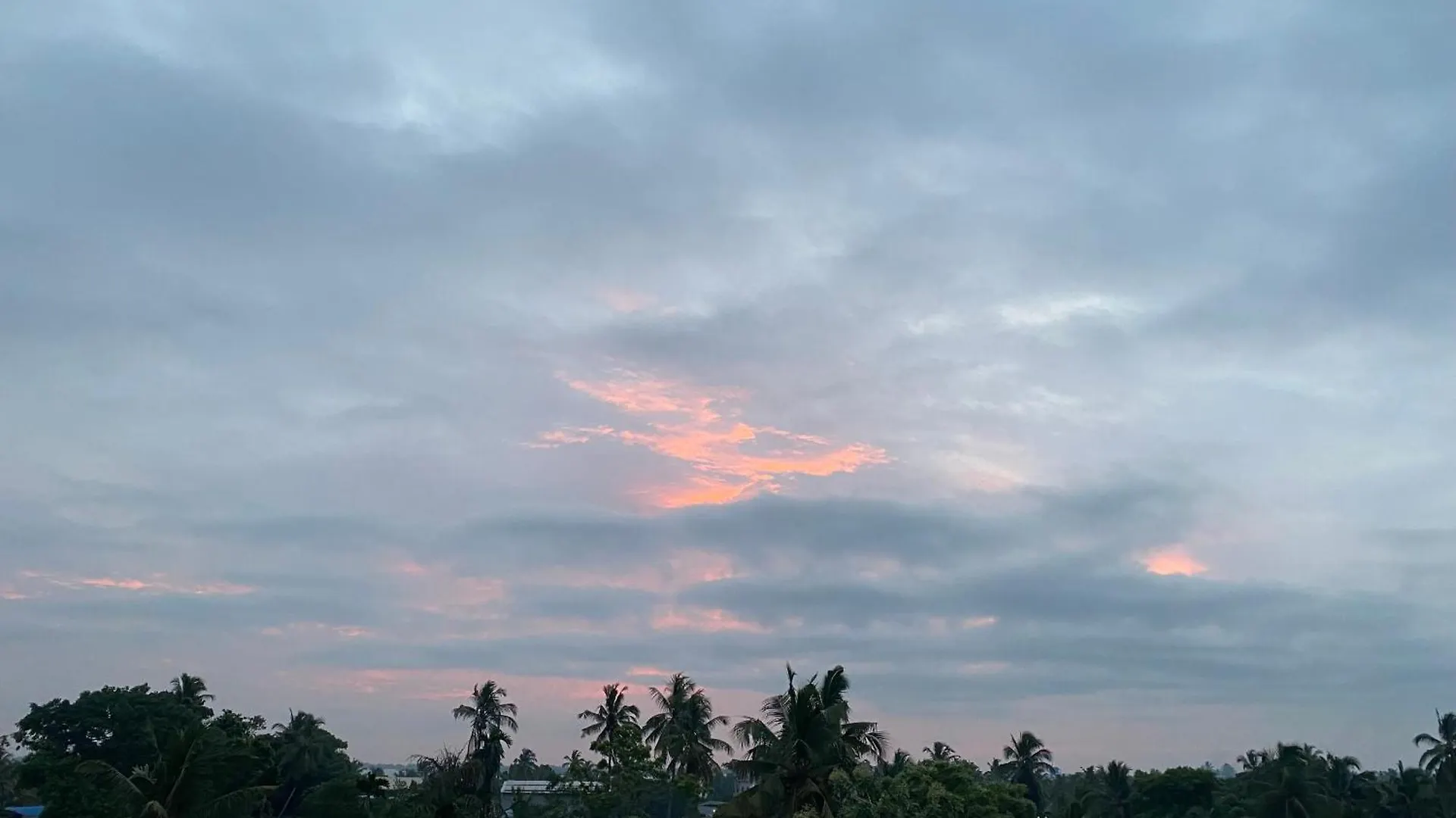 Srimadis Villa Near Airport - Negombo